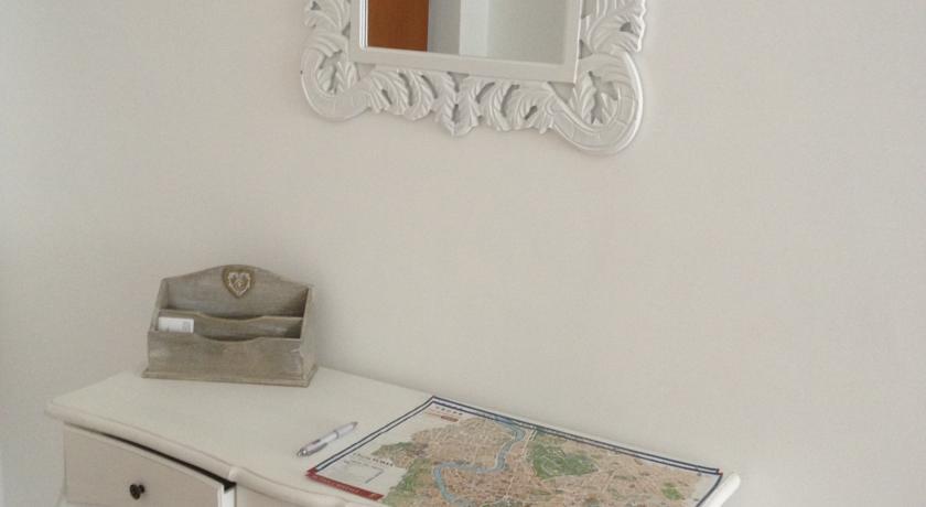 St Peter Lodge Rome Bilik gambar