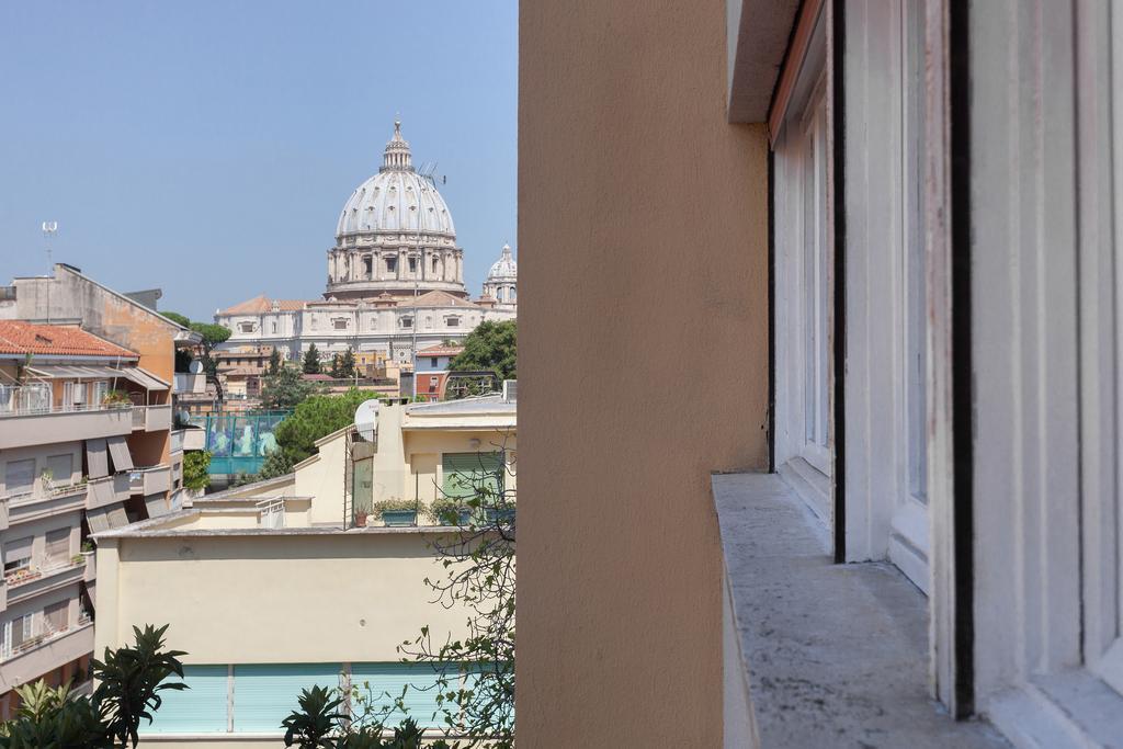 St Peter Lodge Rome Bilik gambar